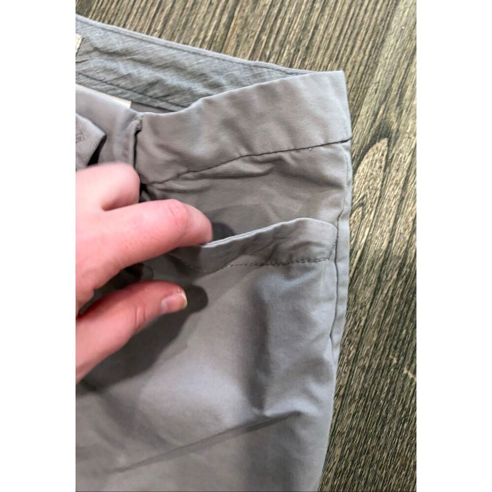 Dockers Womens Khaki Chino Pants Mid-Rise Wide Leg Cotton Blend Gray Size 4 - Picture 2 of 10